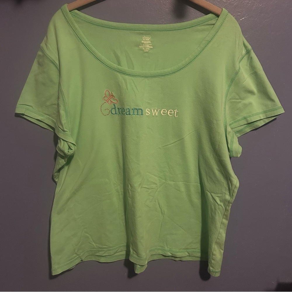 Women sleep top